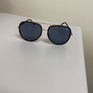 QUAY Australia Needing Fame polarized sunglasses